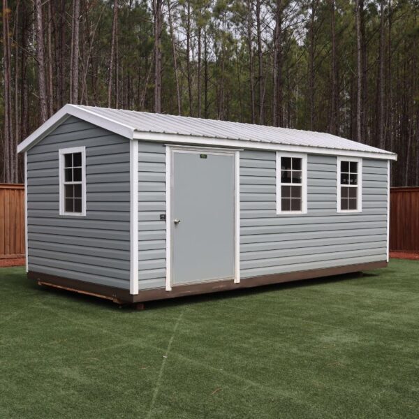 Boxed Eave 10x20 (Pre-owned)